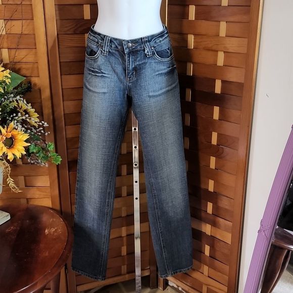 Hint Denim - Hint Brand jeans